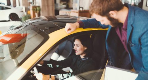 5 benefícios de comprar um seminovo