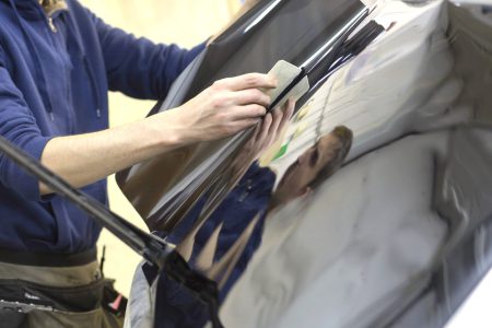 Insulfilm automotivo: entenda o que pode e o que não pode