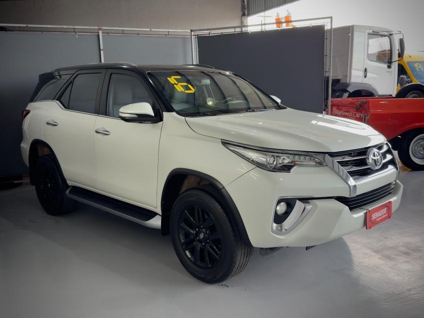 Toyota Hilux Sw4 2016