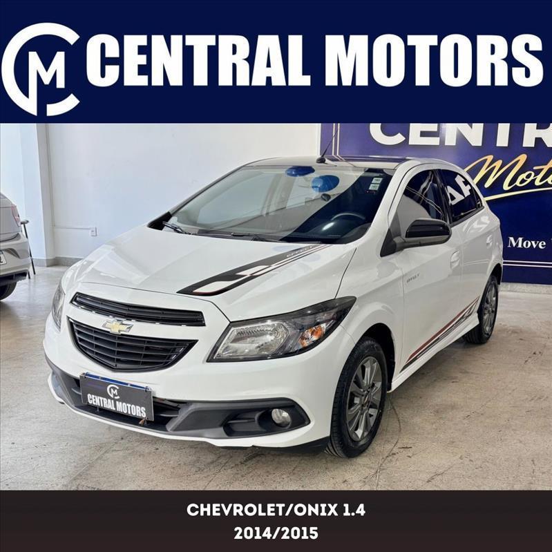 Chevrolet Onix ONIX HATCH EFFECT 1.4 8V F.Power 5p Mec. 2015