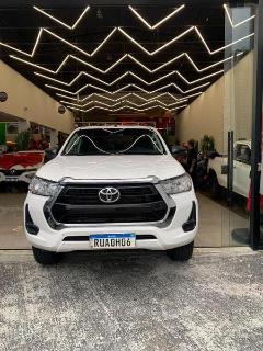 Foto do veículo Toyota Hilux 2.8 4x4 Cd 8v 4p Manual