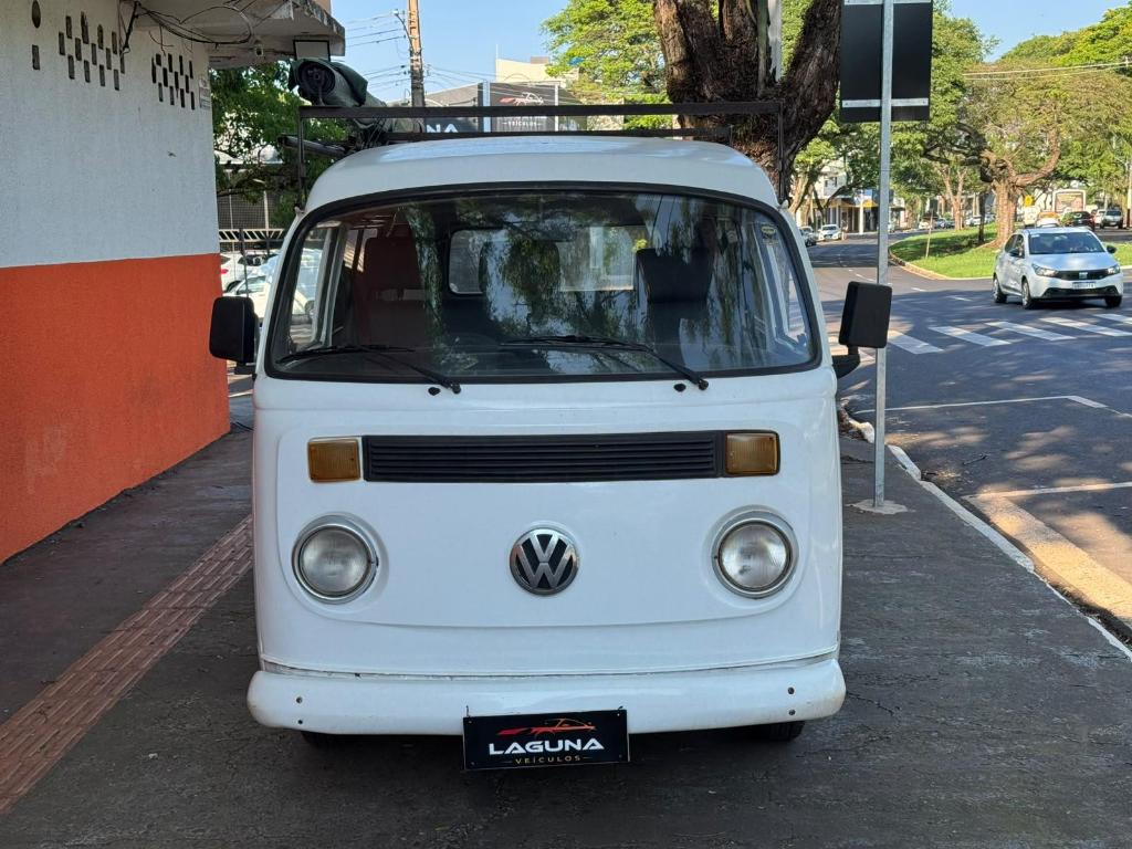 Volkswagen Kombi 1.6 Lotacao 2001
