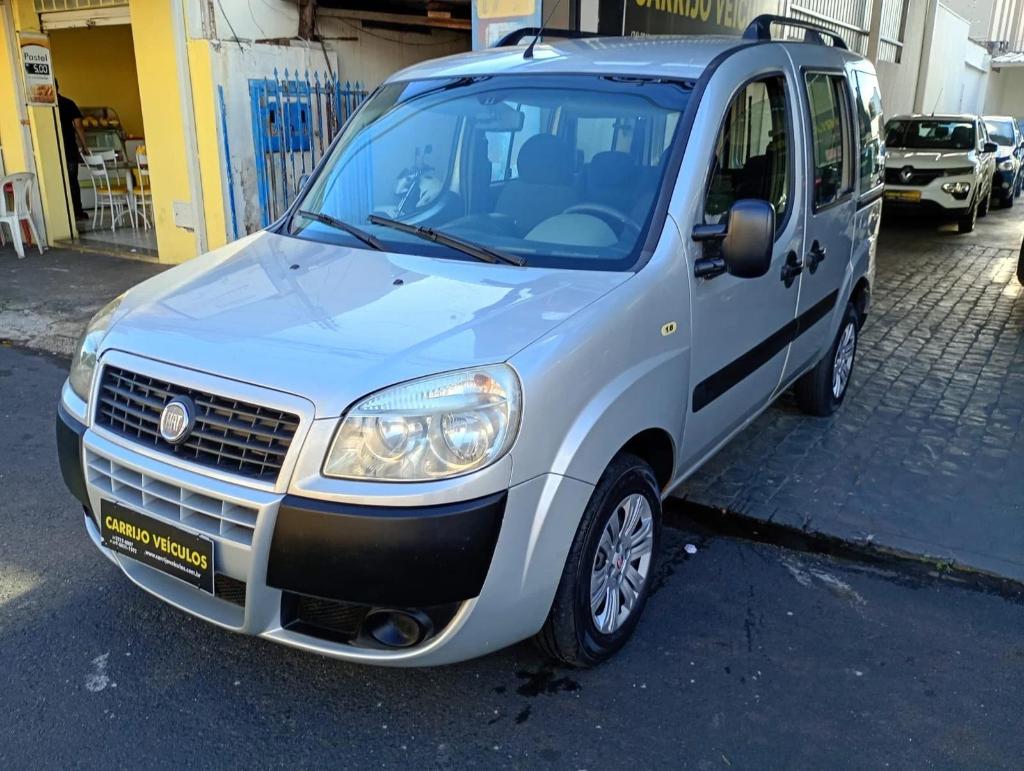 Fiat Doblo ADVENTURE 1.8 16V FLEX 2011