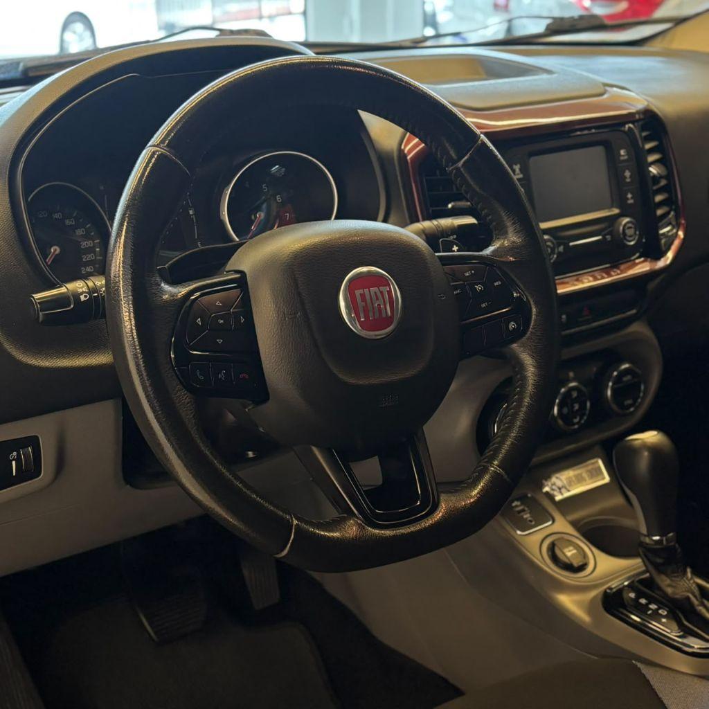 Fiat Toro Toro Opening Edition 1.8 16V Flex Aut. 2017