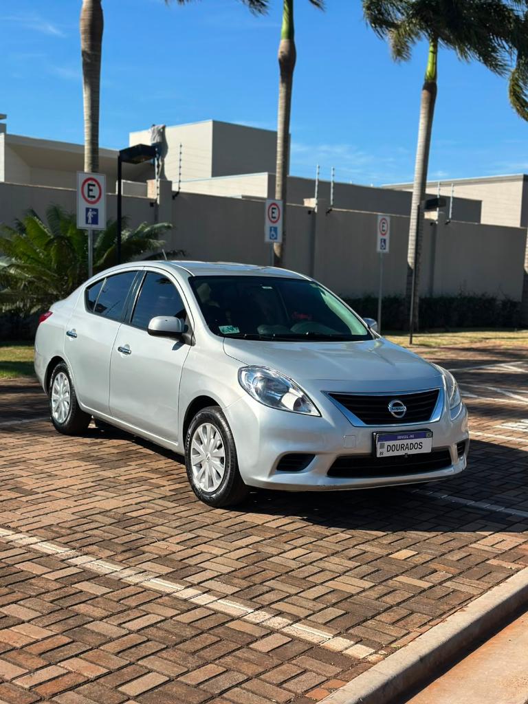 Nissan Versa 2014