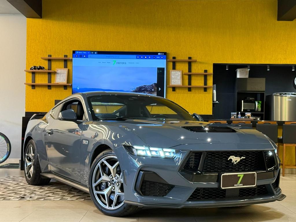 Ford Mustang 2024