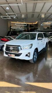 Foto do veículo Toyota Hilux 2.7 Srv 4x4 Cd 16v4p Automático