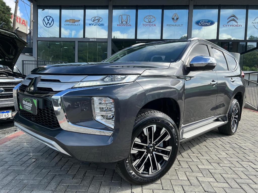 Mitsubishi Pajero HPE-S 2.4 4X4 DIESEL AUT. 2023