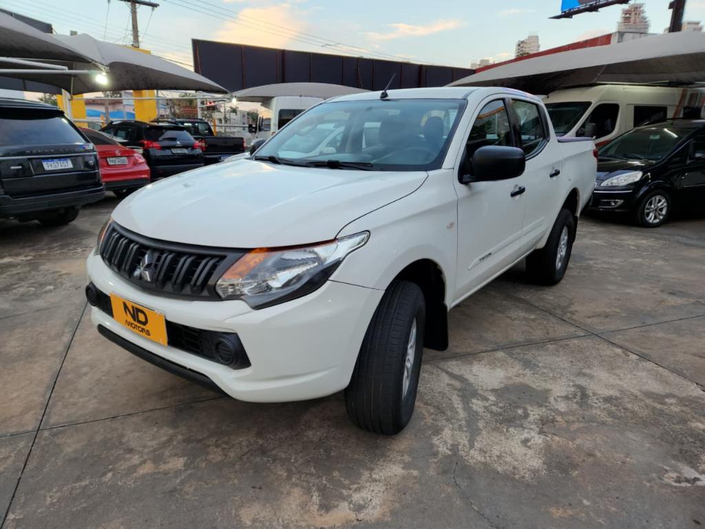 Mitsubishi L200 2022