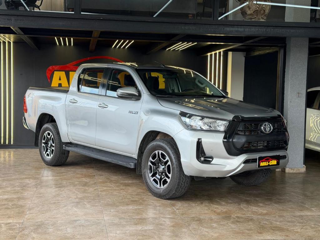 Toyota Hilux Hilux CD SR 4x4 2.8 TDI Diesel Aut. 2022