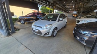Foto do veículo Ford Fiesta 1.6 Rocam Flex