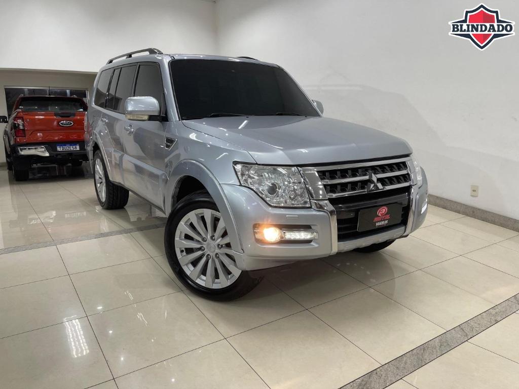 Mitsubishi Pajero HPE FULL 3.8 V6 250CV 3P AUT. 2016