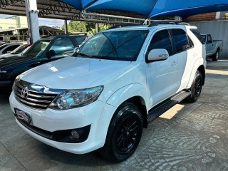 Foto do veículo Toyota Hilux Sw4 Sr 4x2 2.7/2.7 Flex 16v Aut.