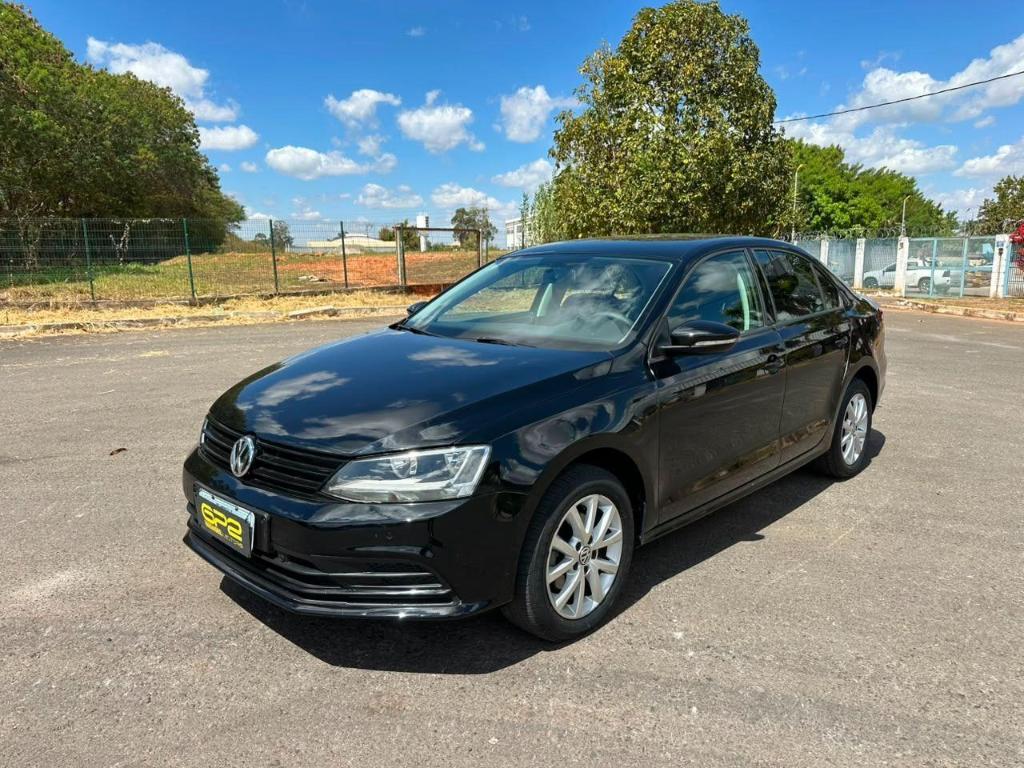 Volkswagen Jetta TRENDLINE 2.0 8V FLEX 2015