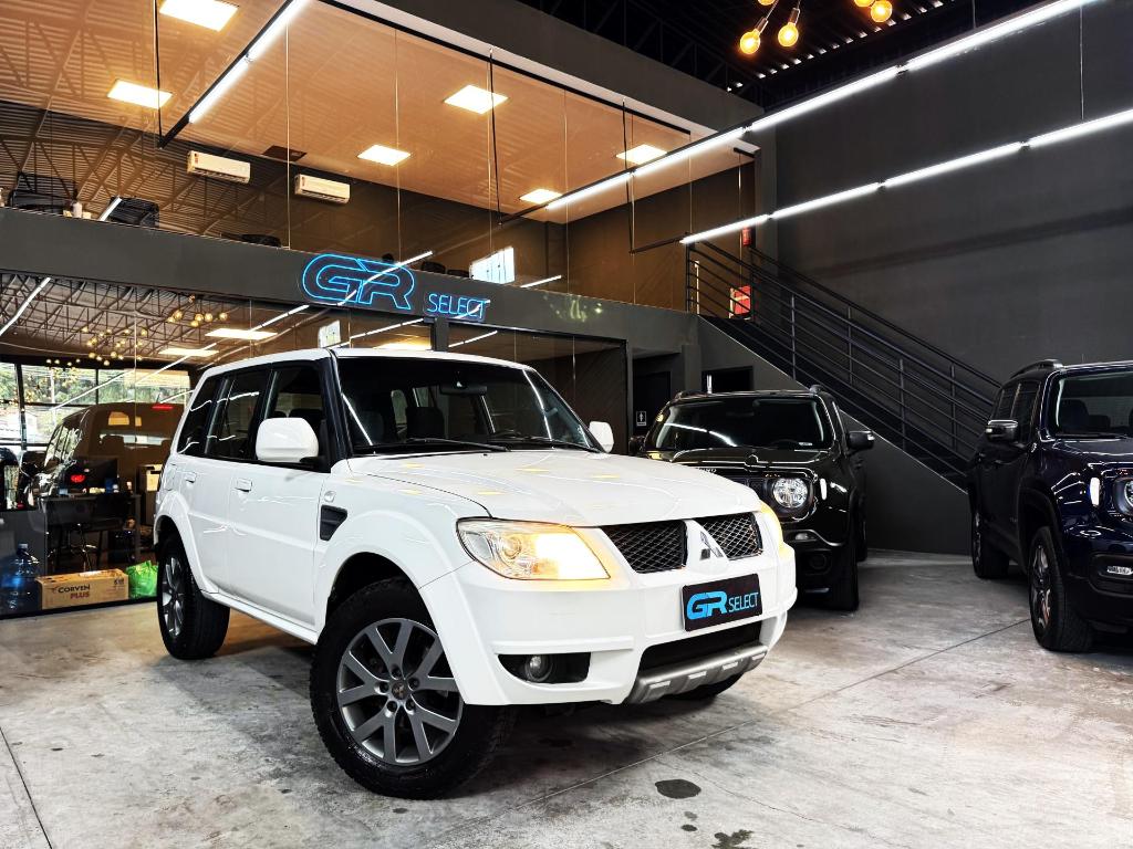 Mitsubishi Pajero 2.0 FLEX 16V 4X2 MEC. 2015