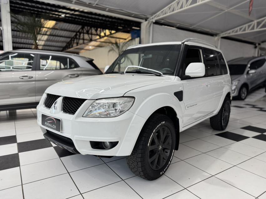 Mitsubishi Pajero 2015