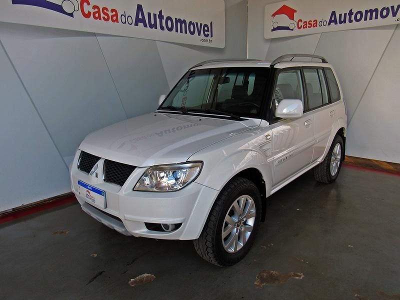 Mitsubishi Pajero 2012