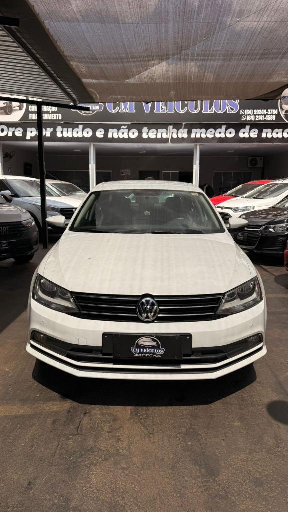 Volkswagen Jetta HIGHLINE 2.0 TSI 211CV DSG 2015