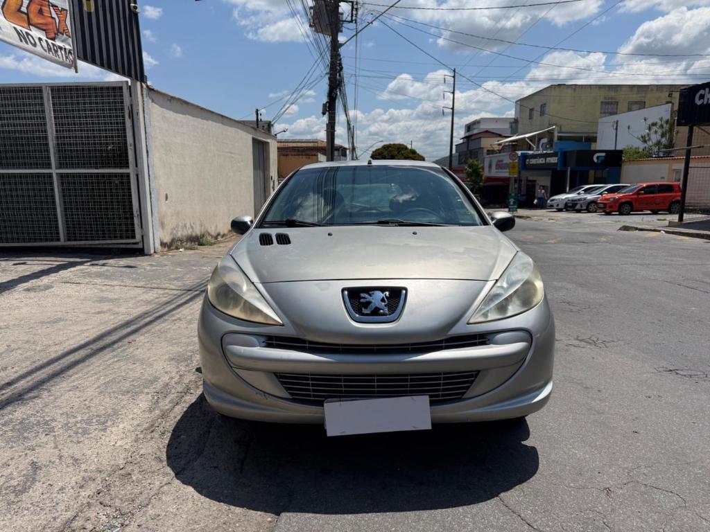 Peugeot 207 207 XR 1.4 FLEX 8V 5P 2013