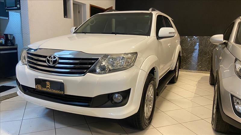 Toyota Hilux 2.7 SR 4X2 CD 16V FLEX 4P AUTOMÁTICO 2015