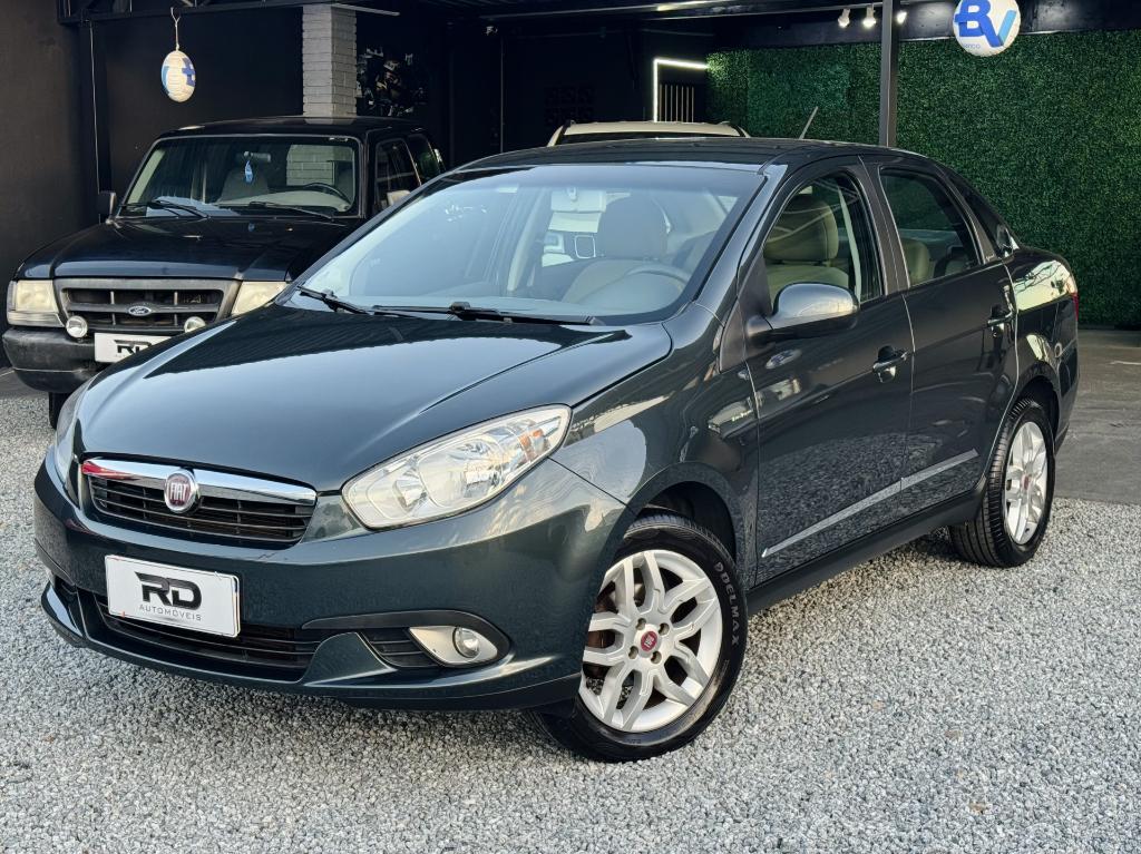 Fiat Siena ESSENCE 1.6 16V DUALOGIC FLEX 2013