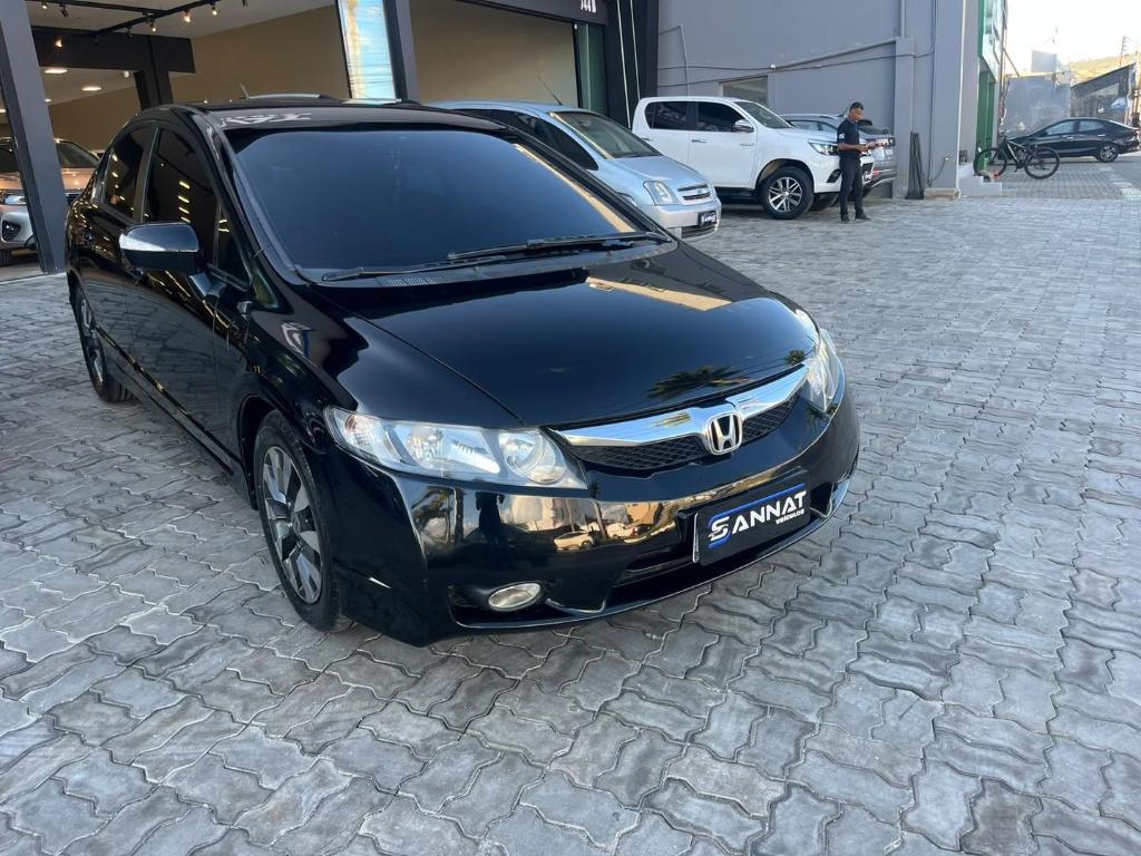 Honda Civic EXS 1.8 CVT FLEX 2011