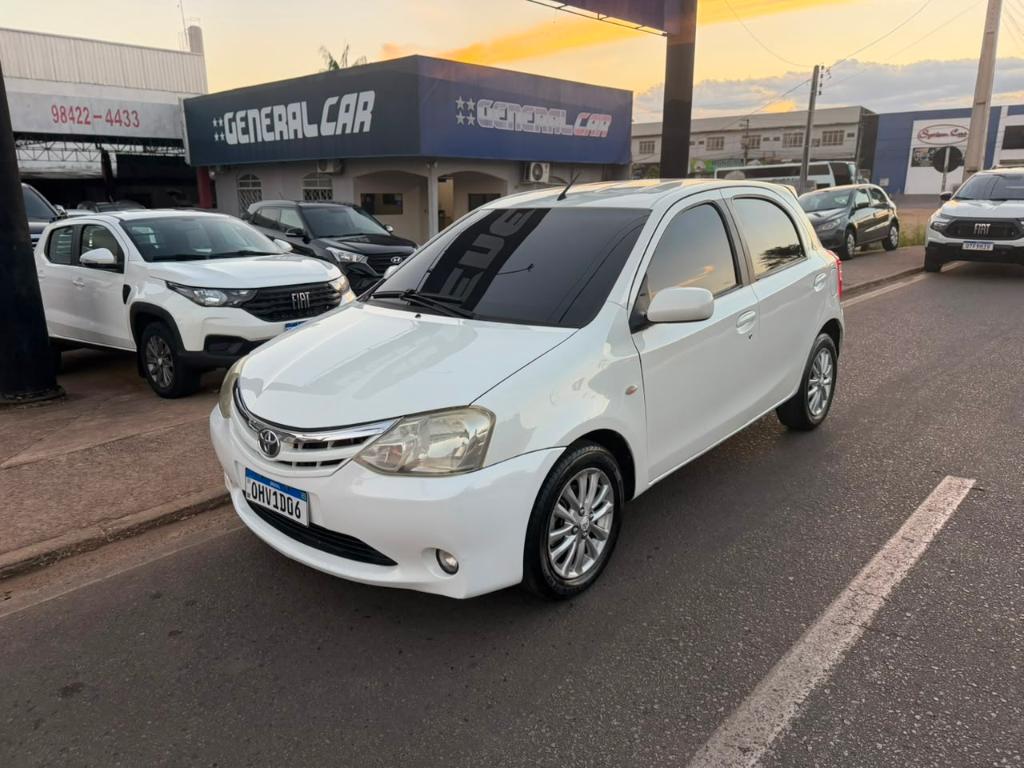 Toyota Etios ETIOS XLS 1.5 Flex 16V 5p Mec. 2013