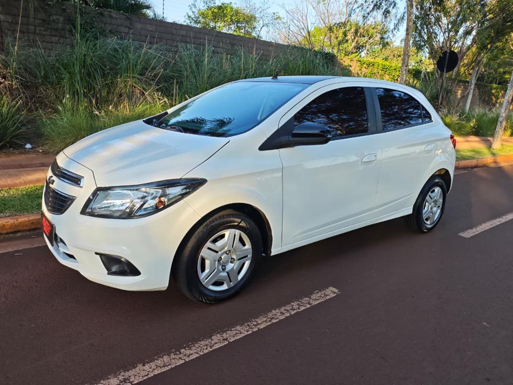 Chevrolet Onix ONIX HATCH LT 1.0 8V FlexPower 5p Mec. 2015