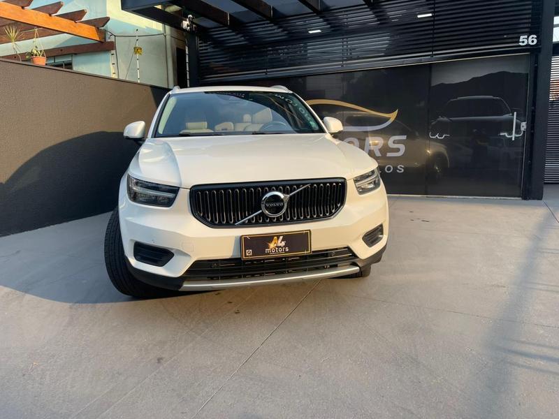 Volvo Xc40 2.0 T5 GASOLINA MOMENTUM AWD GEARTRONIC 2020