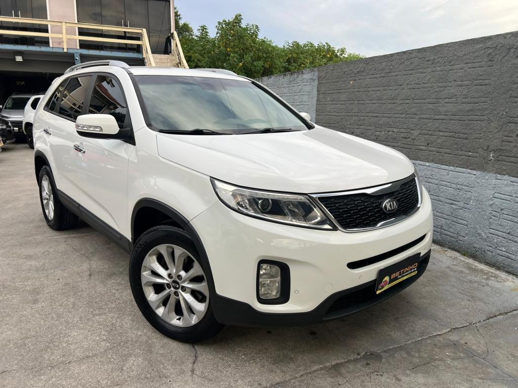 KIA Sorento 2.4 EX2 4X2 16V GASOLINA 4P AUTOMÁTICO 2014