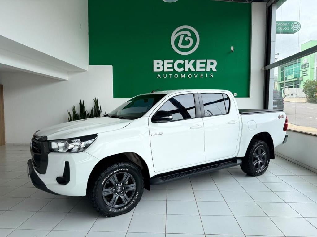 Toyota Hilux Hilux CD SR 4x4 2.8 TDI Diesel Aut. 2024
