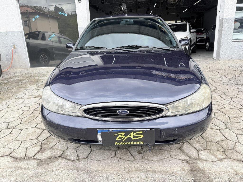 Ford Mondeo CLX 1.8 4P E 5P 1998