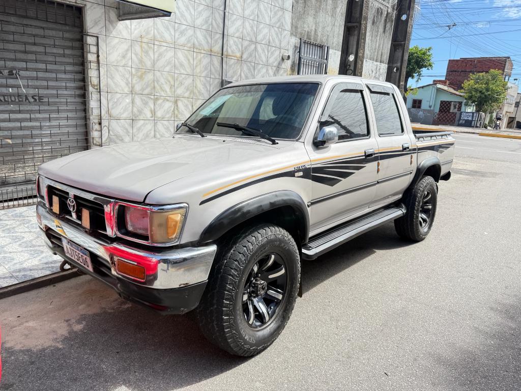 Toyota Hilux CD SR5 4X4 2.8 2001