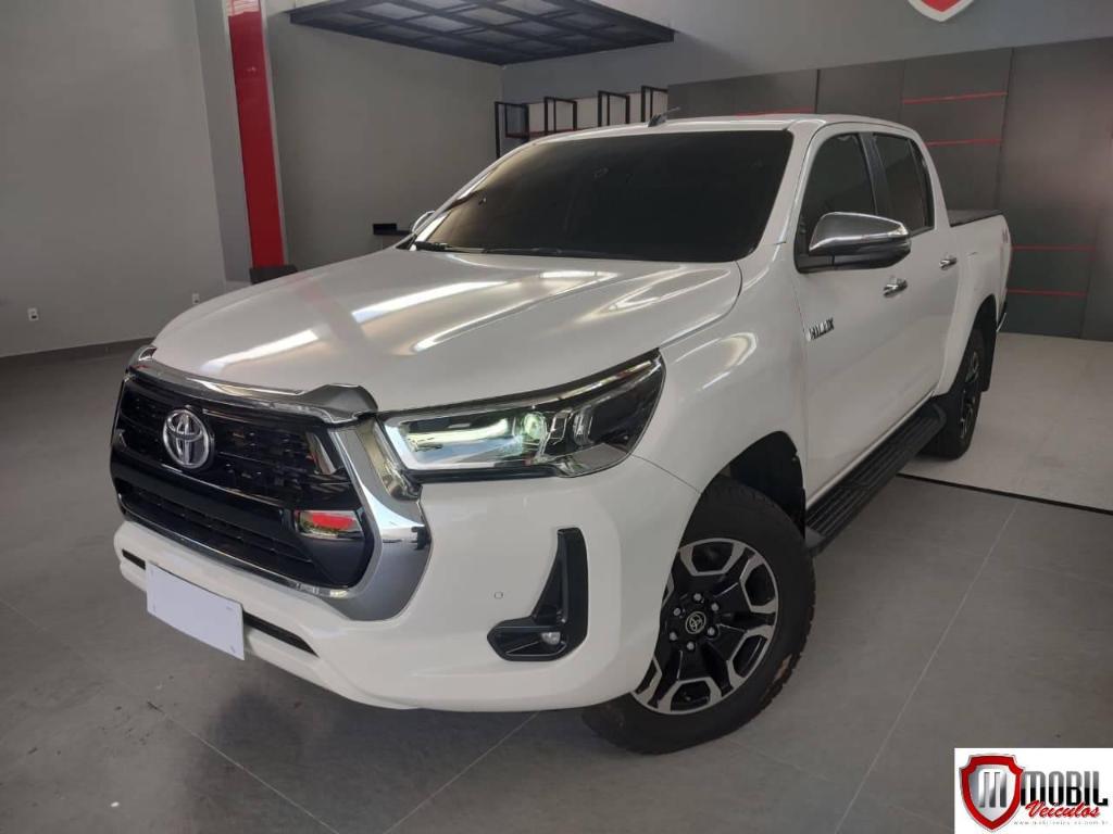 Toyota Hilux CD SRV 4X4 2.8 TDI DIESEL AUT. 2024