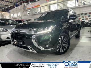 Foto do veículo Mitsubishi Outlander Hpe-s 3.0 V6 4x4 5p Aut.