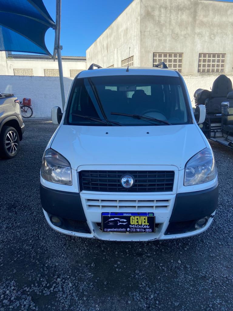 Fiat Doblo ESSENCE 1.8 16V FLEX 2013