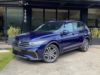 Foto do veículo Volkswagen Tiguan Allspac R-line 350 Tsi 2.0 4x4