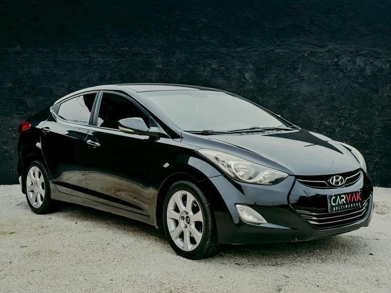 Hyundai Elantra GLS 1.8 16V 2012