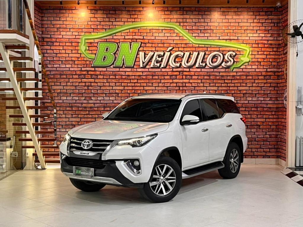 Toyota Hilux Sw4 2017