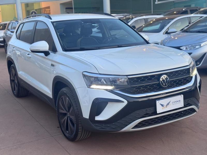 Volkswagen Taos 1.4 250 TSI TOTAL FLEX COMFORTLINE AUTOMÁTICO 2024