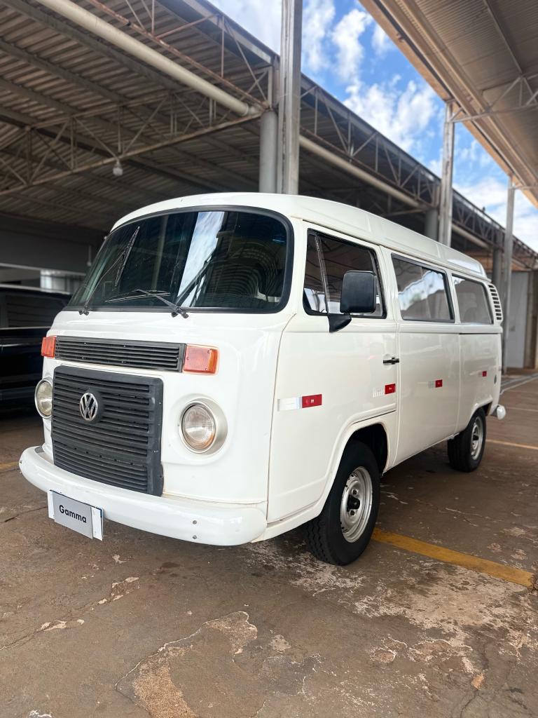 Volkswagen Kombi FURGAO 1.4MI FLEX 2014