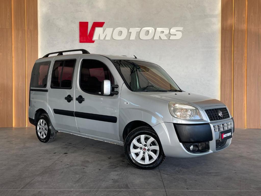Fiat Doblo Doblo HLX 1.8 mpi Flex 5p 2011