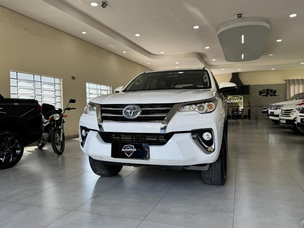 Toyota Sw4 Hilux SW4 SRV 4x2 2.7 Flex 16V Aut. 2018