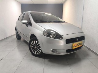 Foto do veículo Fiat Punto 1.6 16v Essence