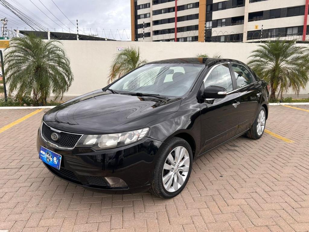 KIA Cerato 1.6 SX 16V FLEX 4P AUTOMÁTICO 2011