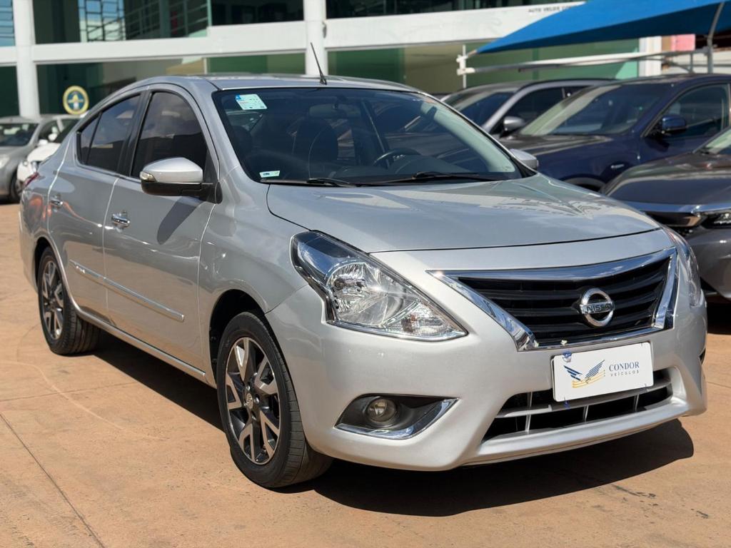 Nissan Versa VERSA SL 1.6 16V FlexStart 4p Aut. 2017