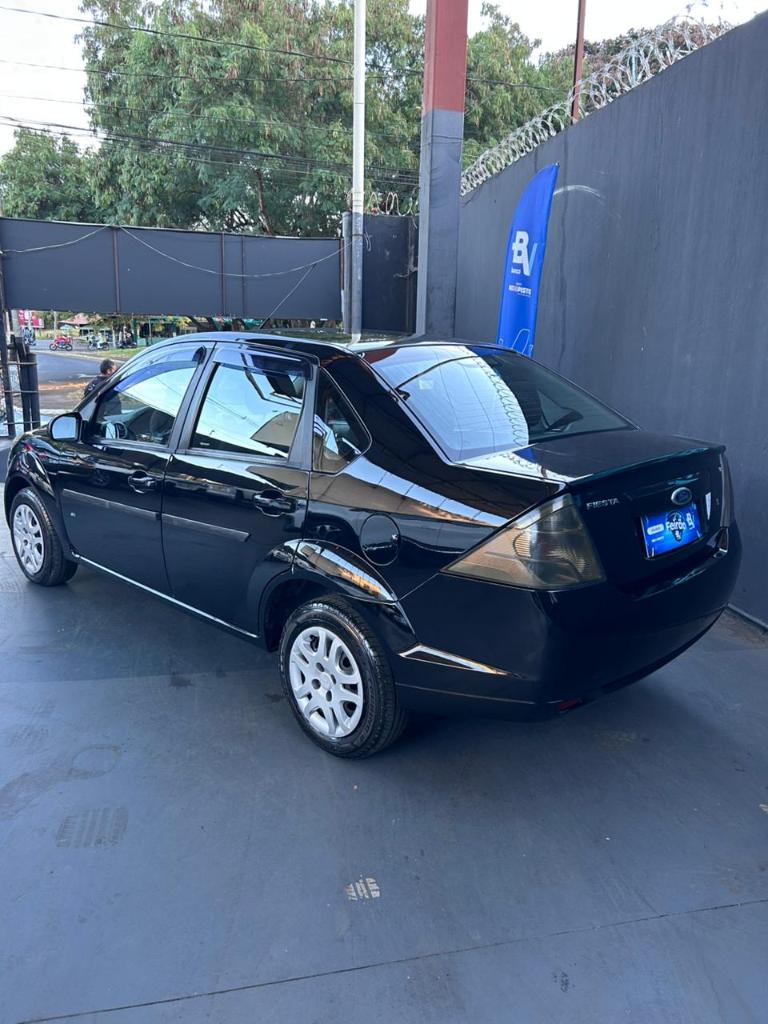 Ford Fiesta Fiesta TITANIUM 1.6 16V Flex Mec. 2015