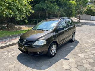 Foto do veículo Volkswagen Spacefox 1.6/1.6 Trend Total Flex 8v 5p