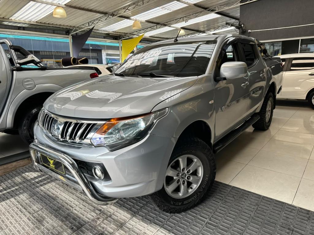 Mitsubishi L200 Triton Sport 2.4 D Gl 4wd 2019