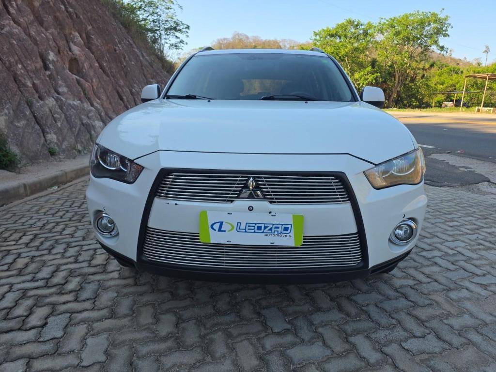 Mitsubishi Outlander 2.0 16V 160CV AUT. 2013